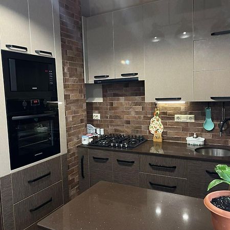 Apartment Anzi Батумі Екстер'єр фото