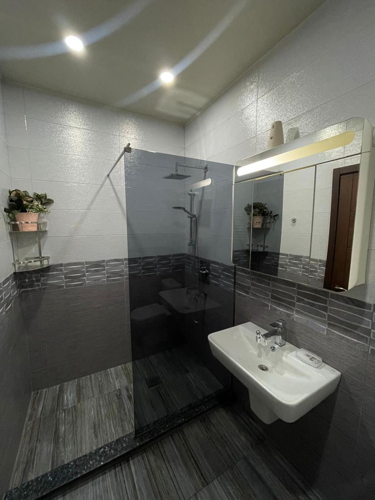 Apartment Anzi Батумі Екстер'єр фото