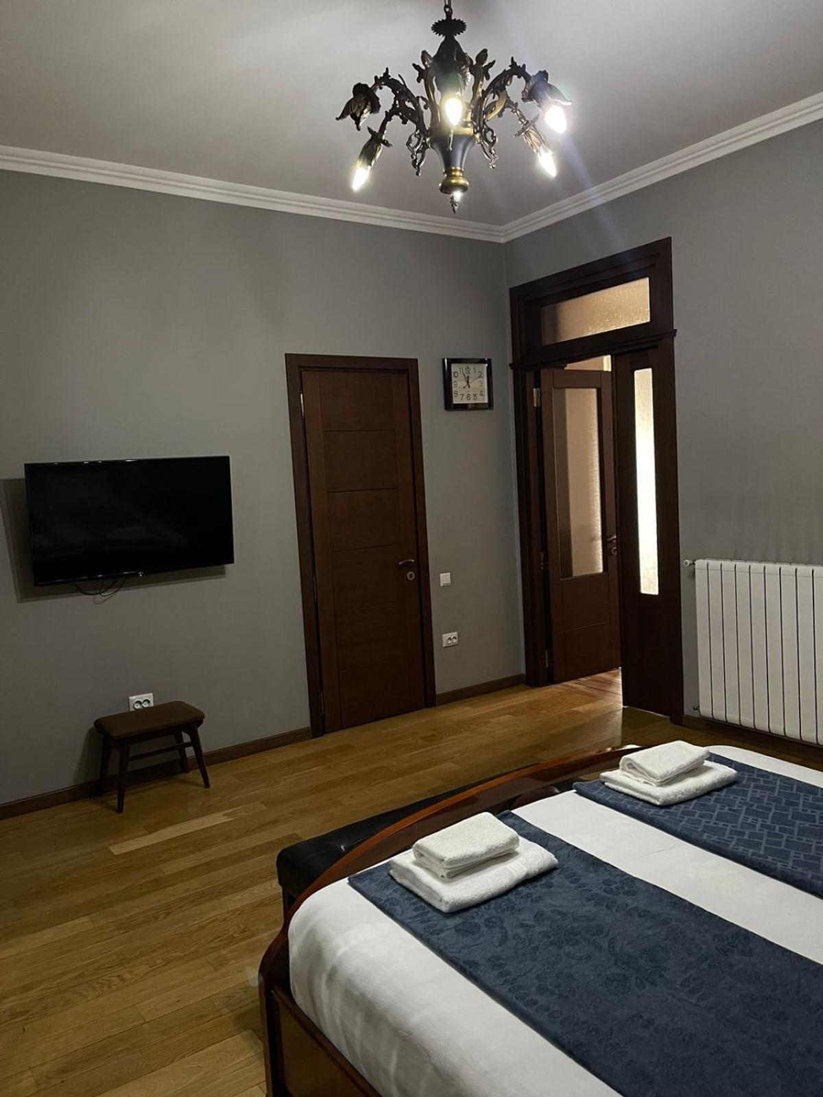 Apartment Anzi Батумі Екстер'єр фото