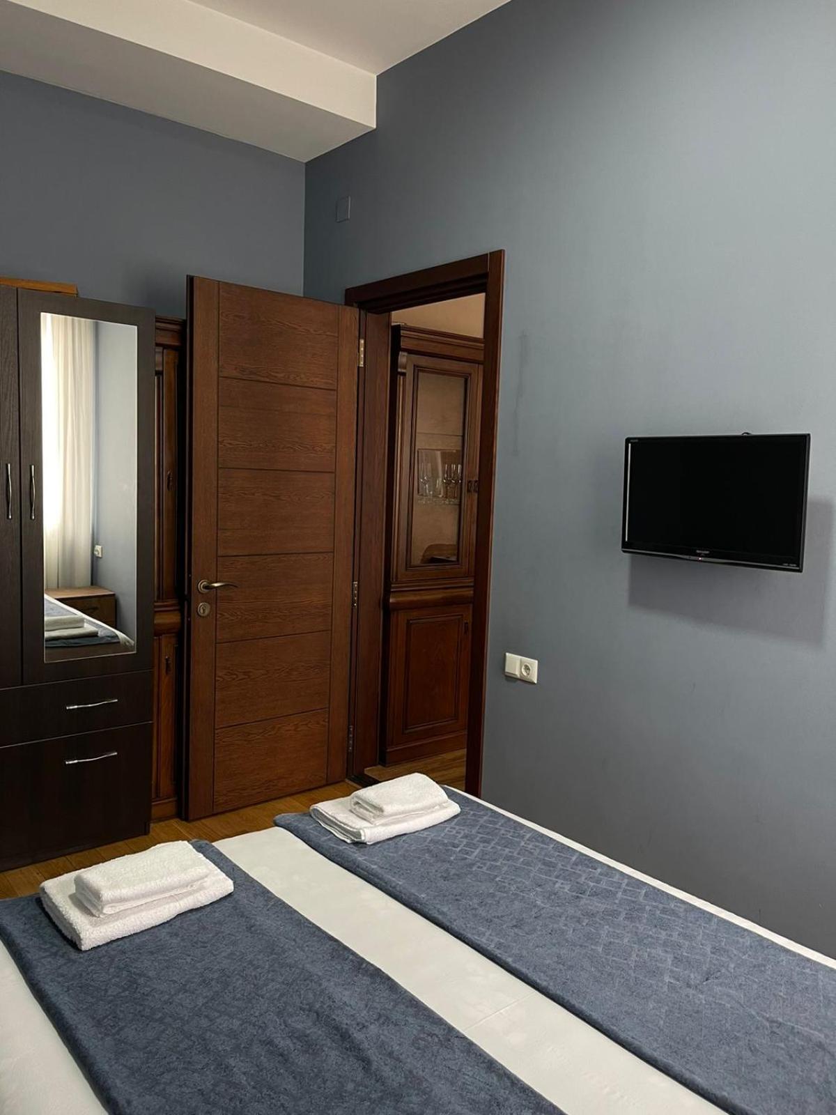 Apartment Anzi Батумі Екстер'єр фото