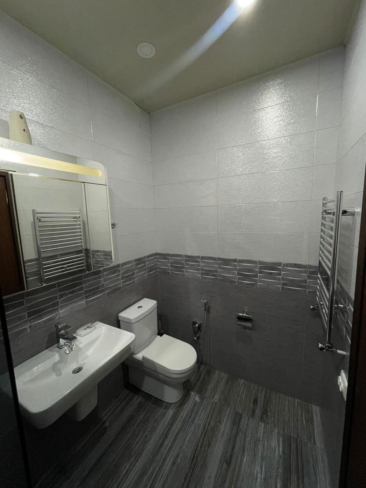 Apartment Anzi Батумі Екстер'єр фото
