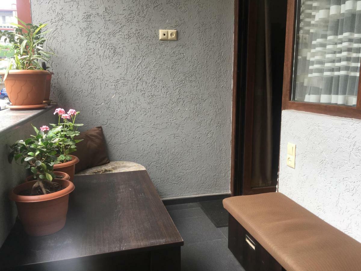 Apartment Anzi Батумі Екстер'єр фото