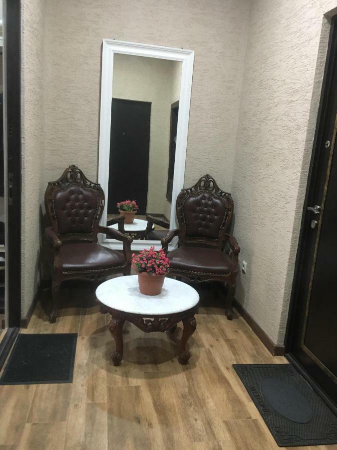 Apartment Anzi Батумі Екстер'єр фото